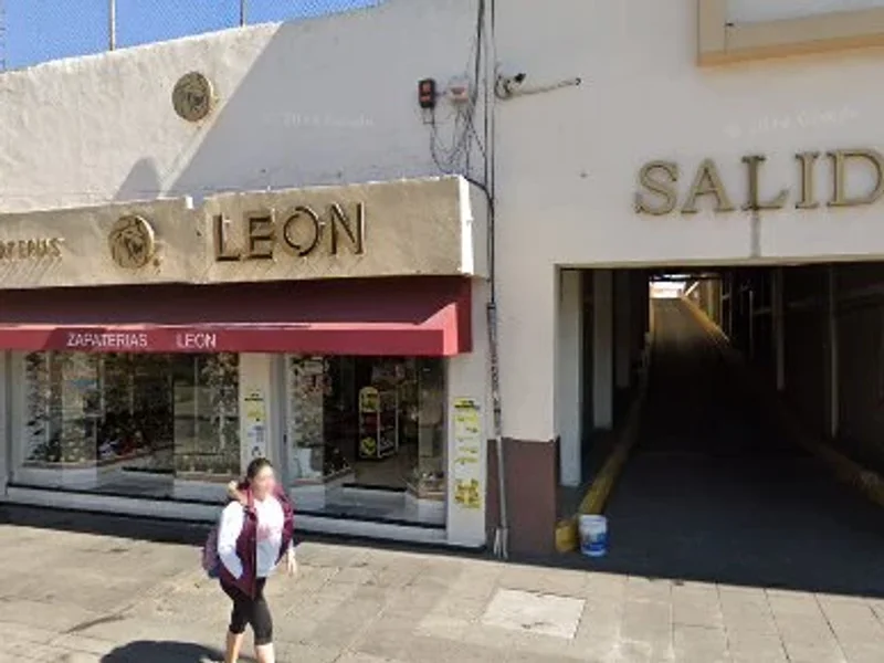Zapaterías León