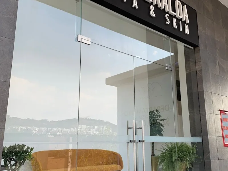 Esmeralda Spa & Skin