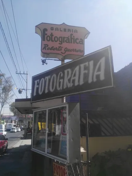 Galería Fotográfica Lic. Roberto Guerrero