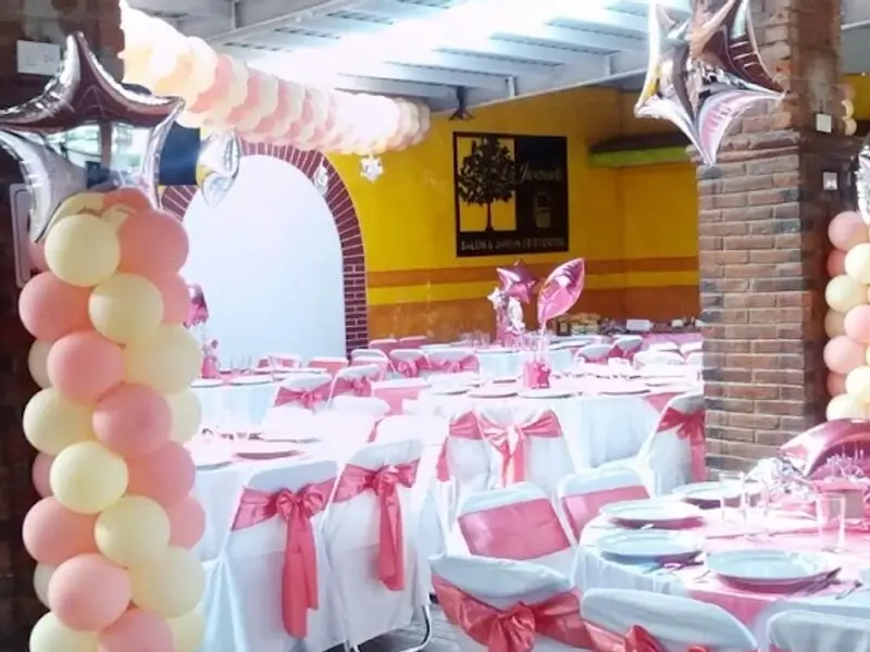 Salón y Jardín de Eventos La Jacaranda