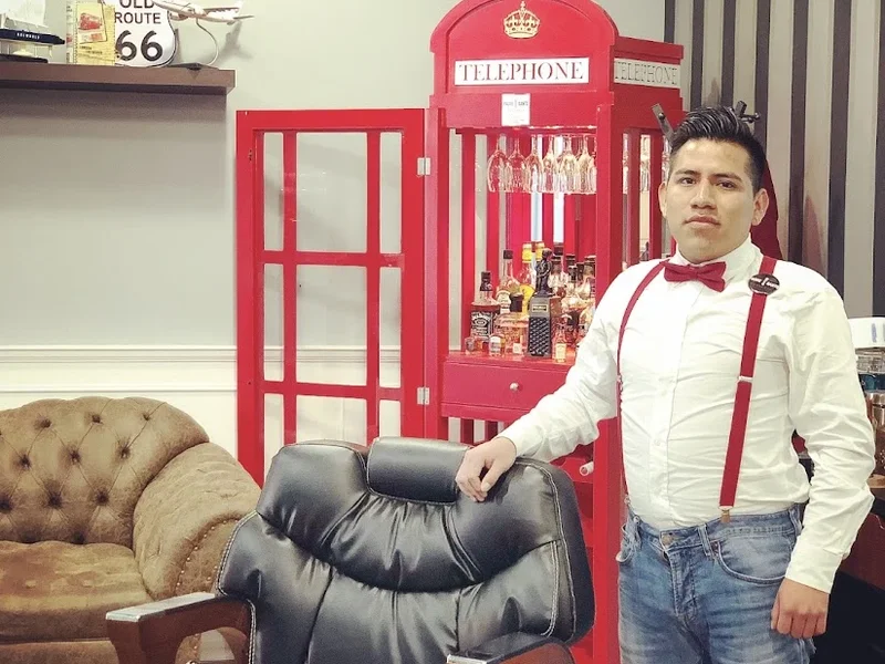 Padre Santo Barbería