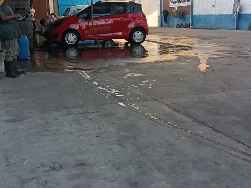 AUTOLAVADO SAN ISIDRO