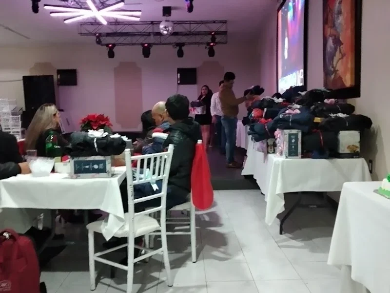 Salón De Fiestas For Cel