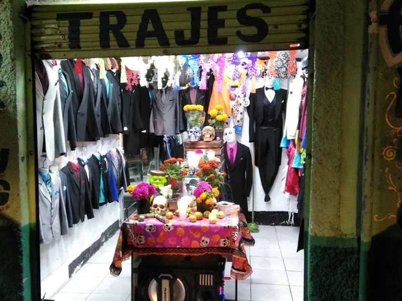 Alquiler De Trajes "LEO"