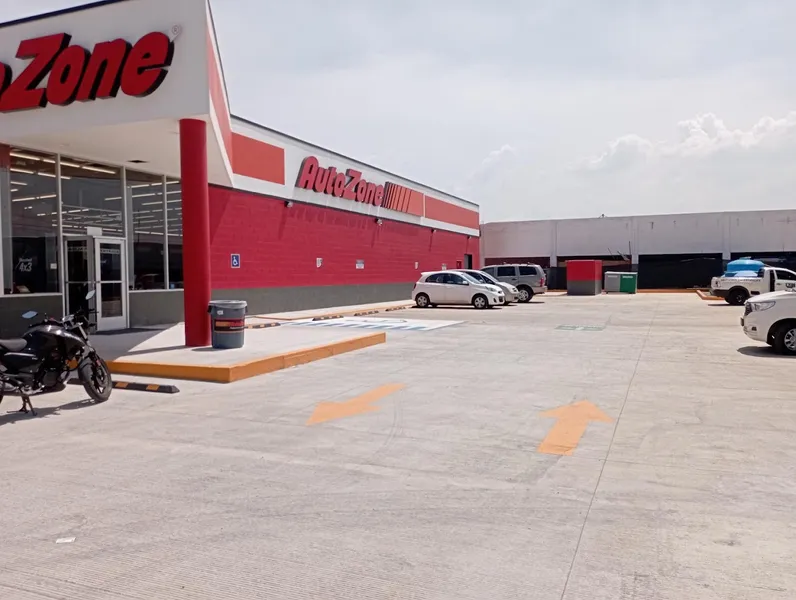 AutoZone Refacciones