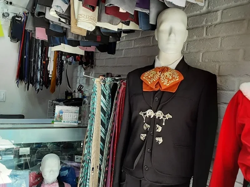 Alquiler y venta de trajes en Chalco Elegants Men