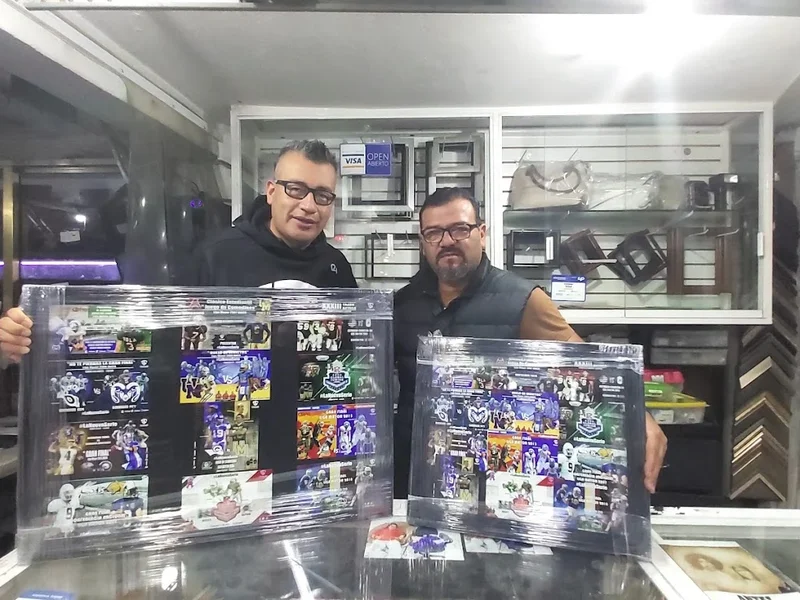 MARCOS SOBRE MEDIDA y estudio fotográfico