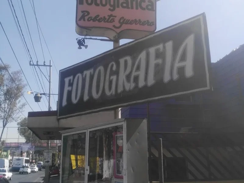 Galería Fotográfica Lic. Roberto Guerrero
