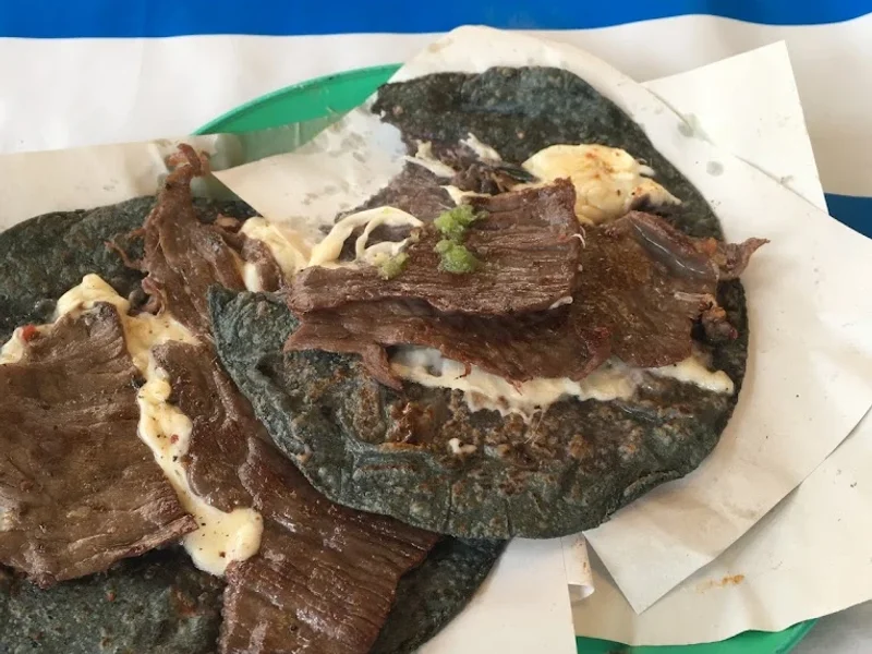 Antojitos Mexicanos Guera y Don Pollo