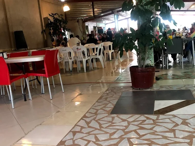 Mariscos El Sirenito