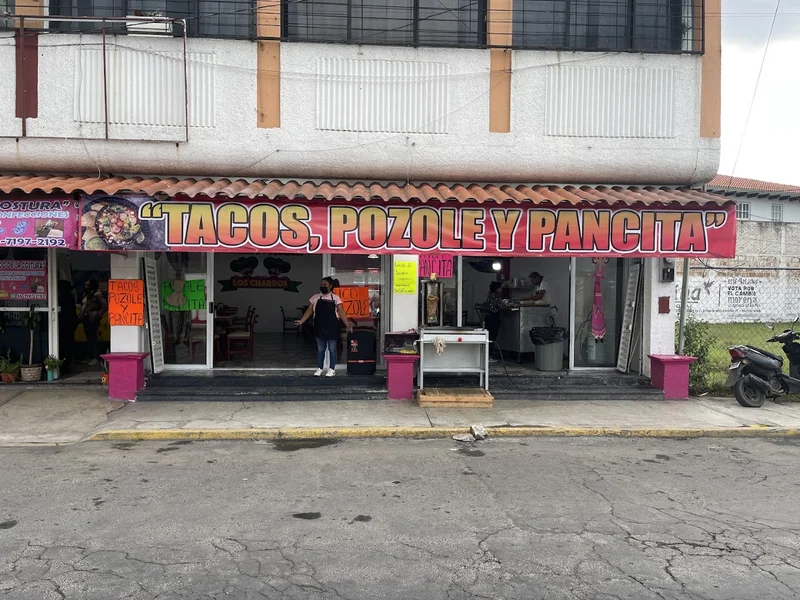 Taqueria y Pozoleria “LOS CHARROS”