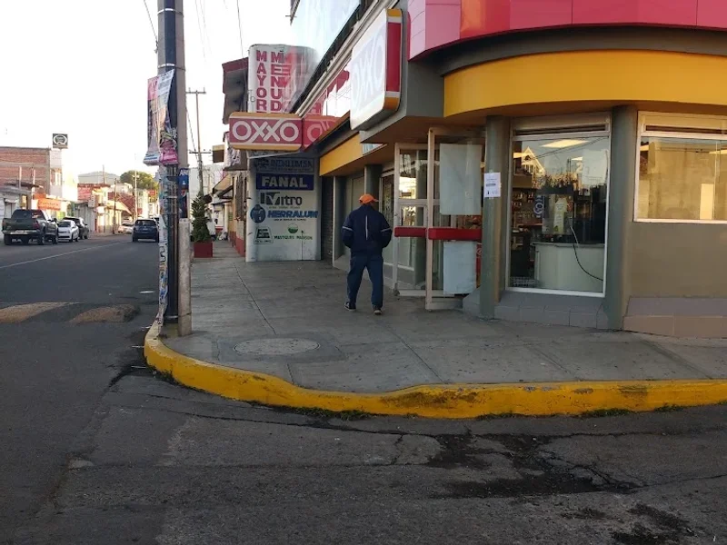 OXXO Madero