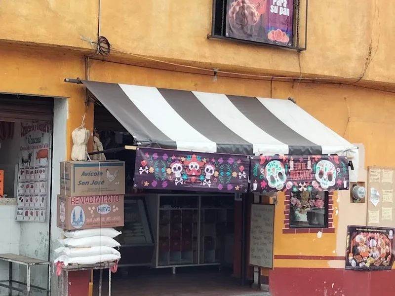 Abarrotes y Cremeria La Corregidora