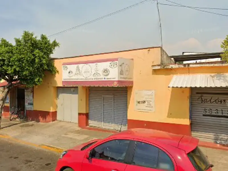 Farmacia Veterinaria y Forrajería La Mora