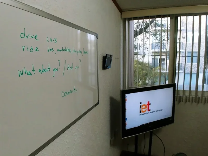 Inglés Instituto IET Inglés general, negocios y especializado