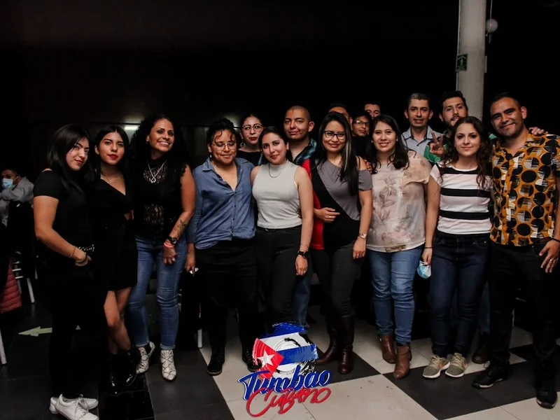 Clases de Salsa-DileQueNoOficial