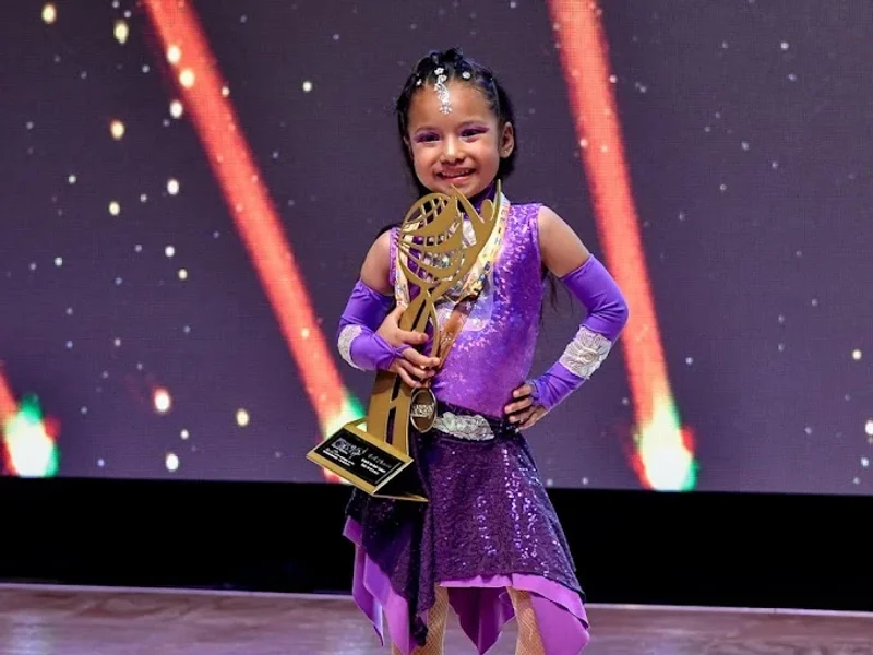 Eryrosstudio Dance (Clases de Baile, SALSA, CUMBIA, BACHATA, COREOGRAFIAS XV AÑOS, BODAS, Presentaciones y más.)