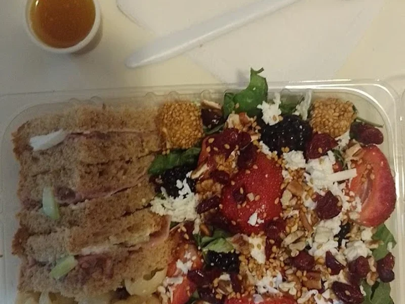 Ensaladas y +