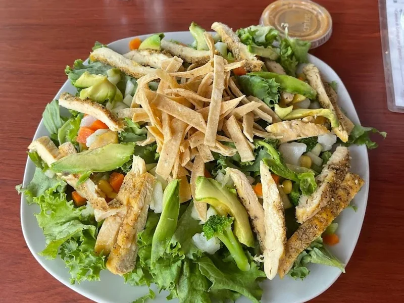 Ensaladas & Bagels