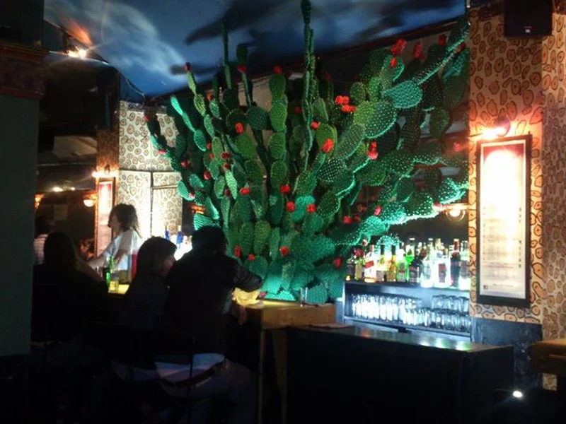 Bar Milán
