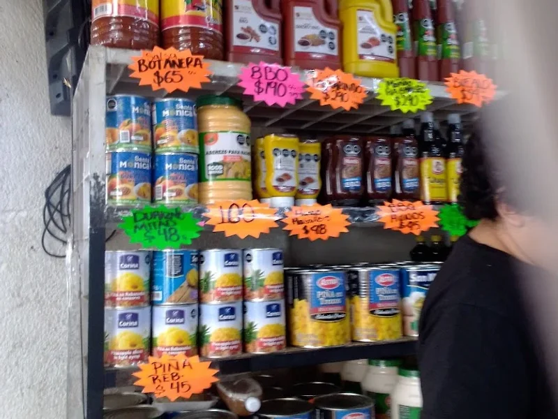 Los Tres Pericos "Bodega"