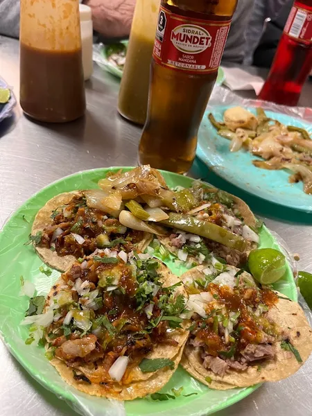 Taqueria y Birrieria la flor de jalisco