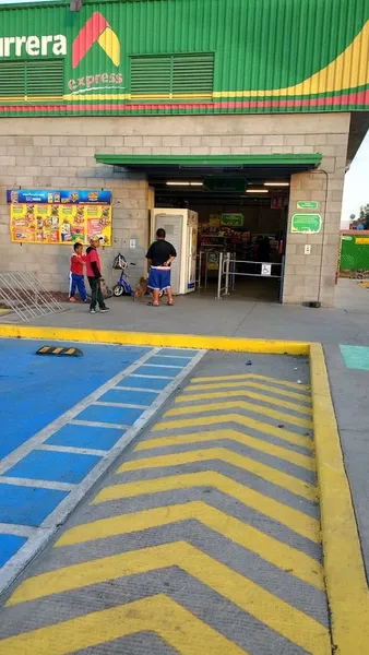 Bodega Aurrera Express, Las Plazas Zumpango