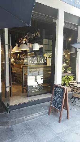 El Callejón Café