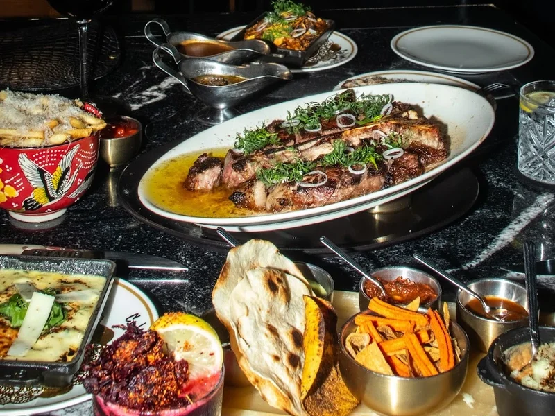 Colmillo - Artz Pedregal