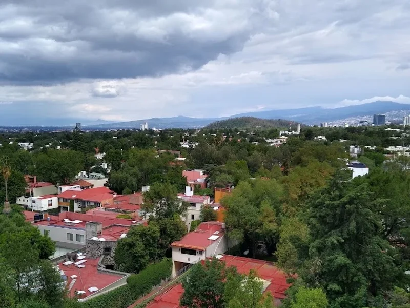 Centro Jardines del Pedregal