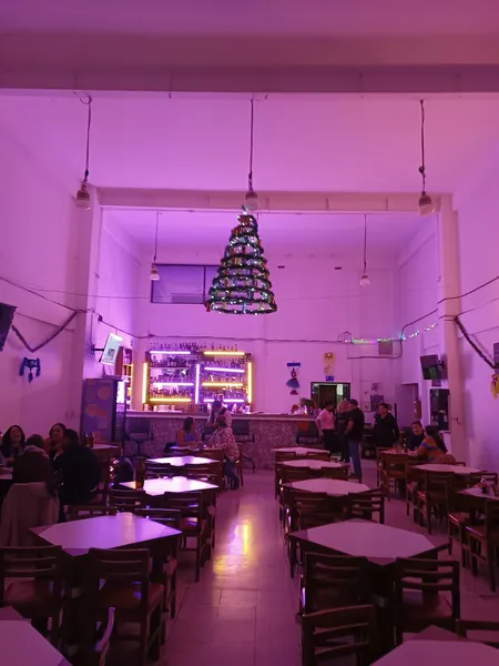 Restaurante Bar 'La Bodega" de la Guerrero