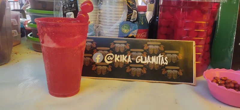 Kikaguamitas & Angel con Alitas