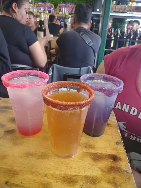 La CATRINA. Tragos, Cockteles & más.