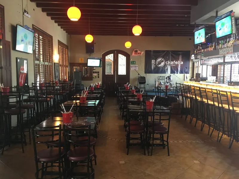 Rock & Fellas Rest-Bar