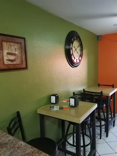 Fontana Café - Av. Venecia