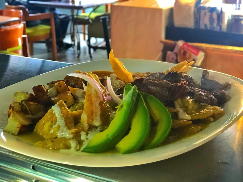 El Porshe Deli Café