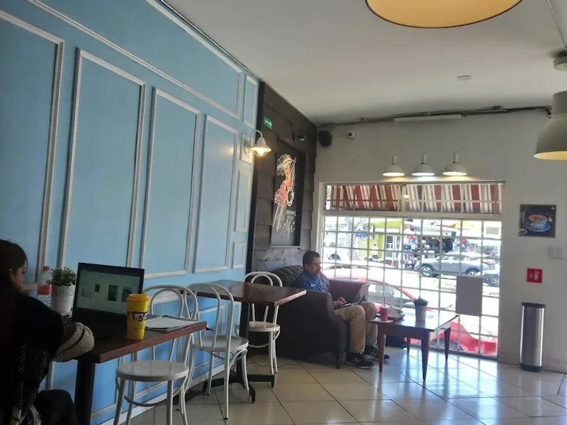 Blue Luna Café | 20 de Noviembre