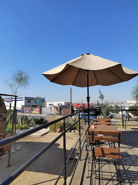 Mia Tierra cafe
