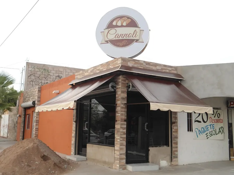 Cannoli Caffé