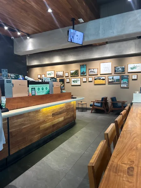 Starbucks Puerto Cancún