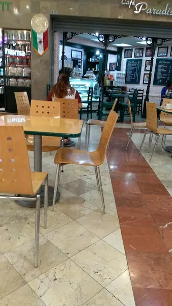 Café Paradiso