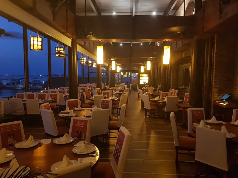 Puerto Madero Cancún