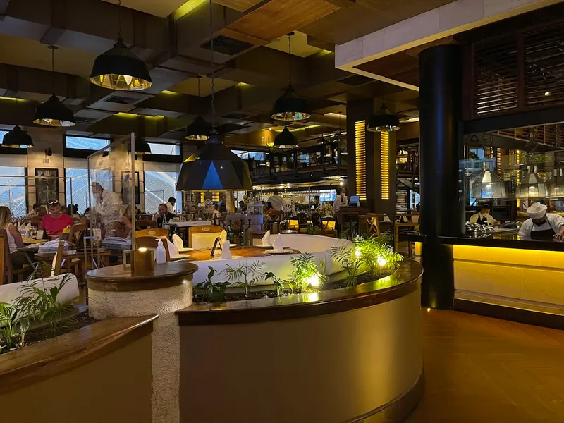 Cambalache Cancún