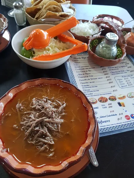Pozolería y Antojitos Sta. Fé