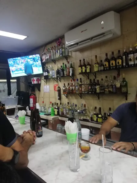 Bar titos