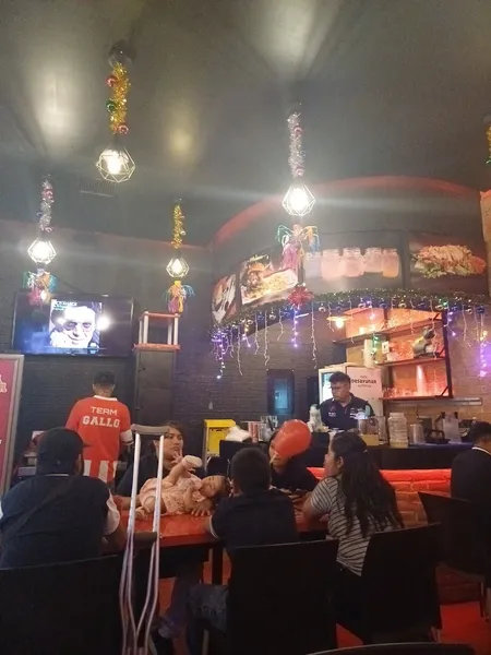 Gallo Cervecero Sportsbar | Neza