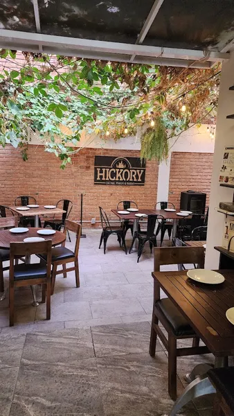 Hickory Morelia
