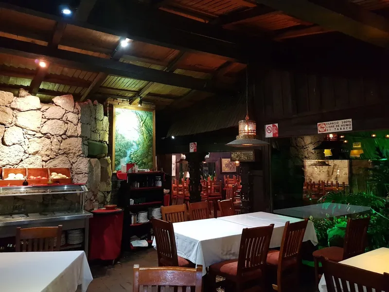 Las Trojes de La Loma