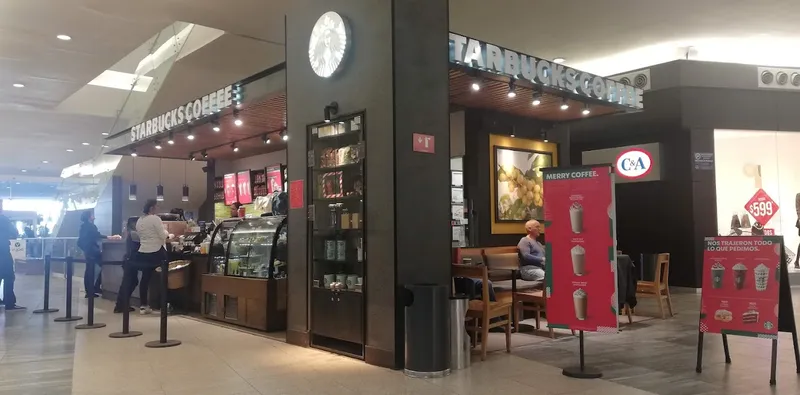 Starbucks Paseo Durango