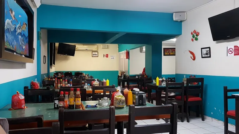 Mariscos Cuevas Centro